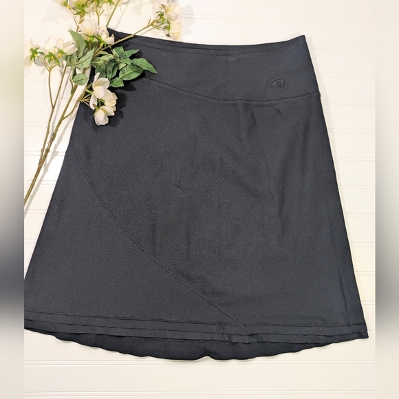 Mountain Hard Ware Black Knit Skirt - Picture 1 of 3